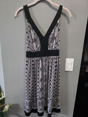 New York & Company Black and White V-Neck Midi Dress